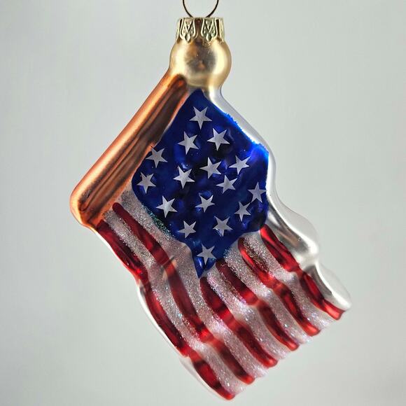 Red White Blue American Flag Glass Christmas Ornament USA - Picture 1 of 3
